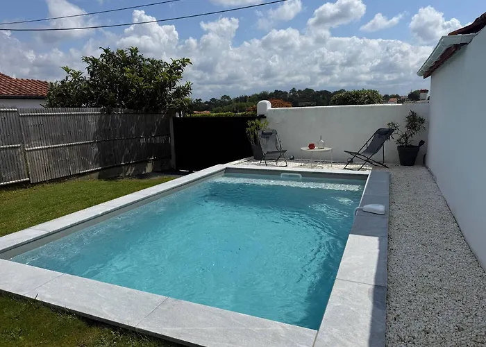 Maison Piscine Jardin Parking * ビアリッツ